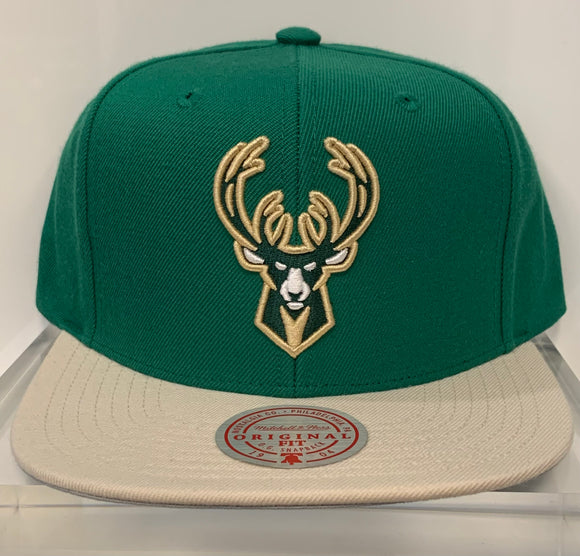 Milwakee Bucks by Mitchell and Ness